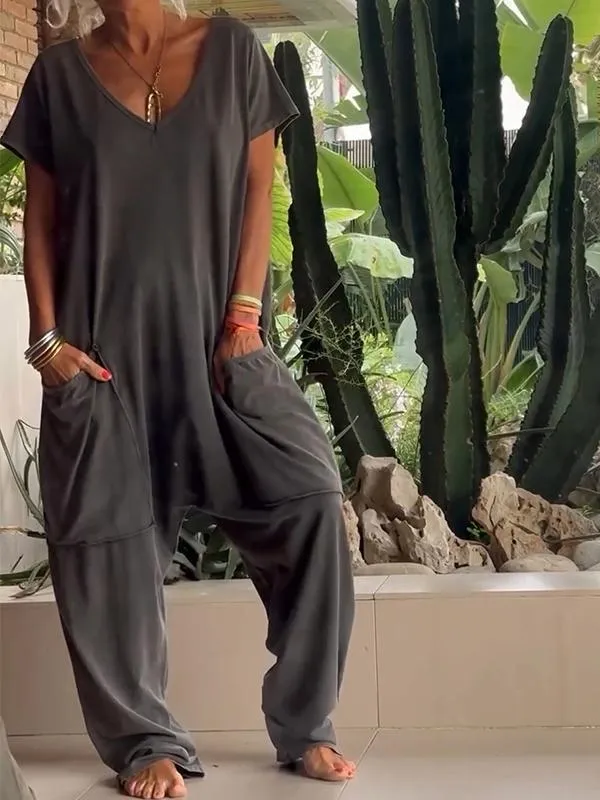 Avslappnad V-ringad enfärgad jumpsuit
