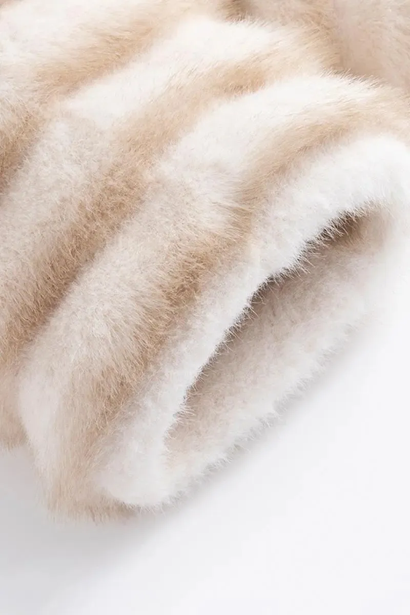 Cropped Faux Fur Chinchilla Coat with Oversized Collar