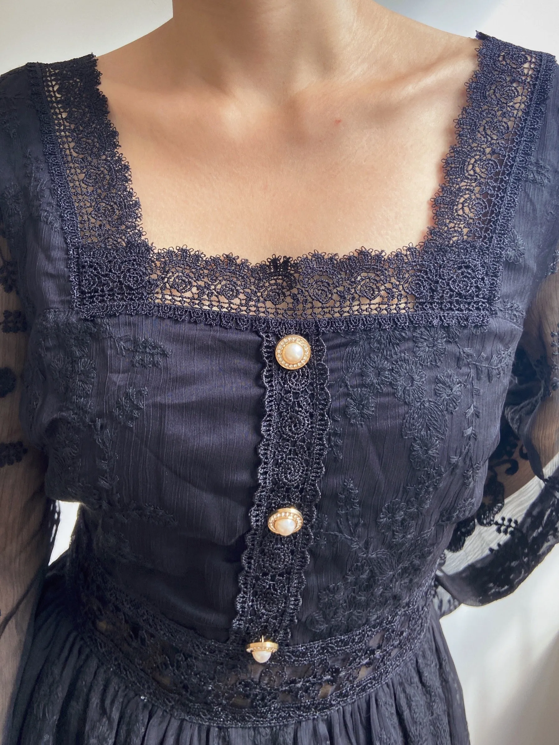 Embroidered Floral Lace Long Sleeve Midi Dress