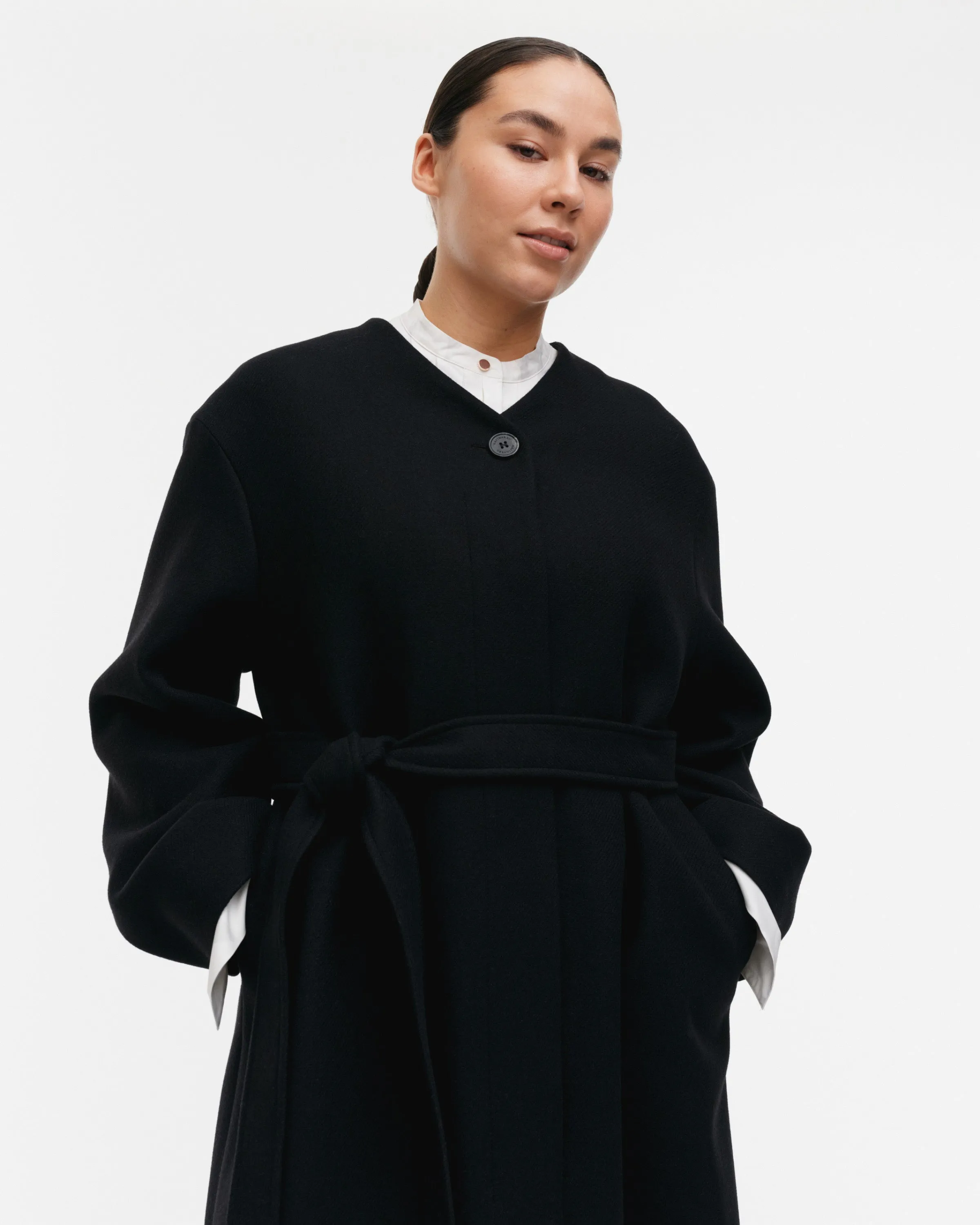 formaali solid wool coat