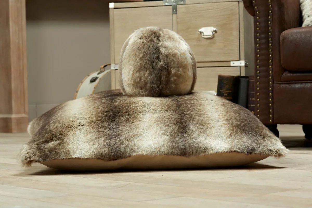 Monaco Faux Fur Snowball by Evelyne Prélonge