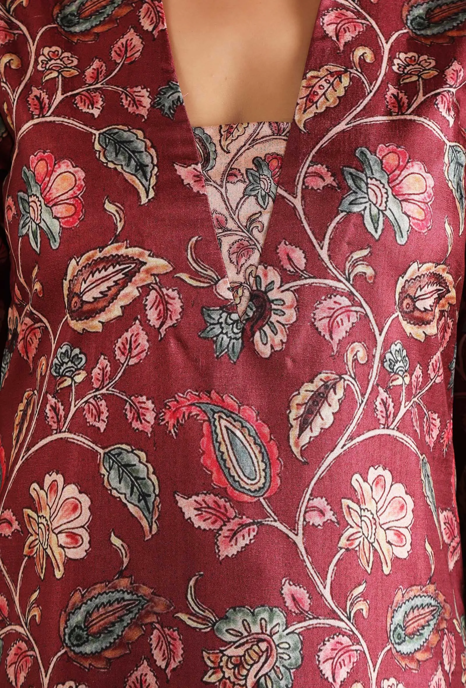 Nirali Allover Kalamkari Straight Kurta