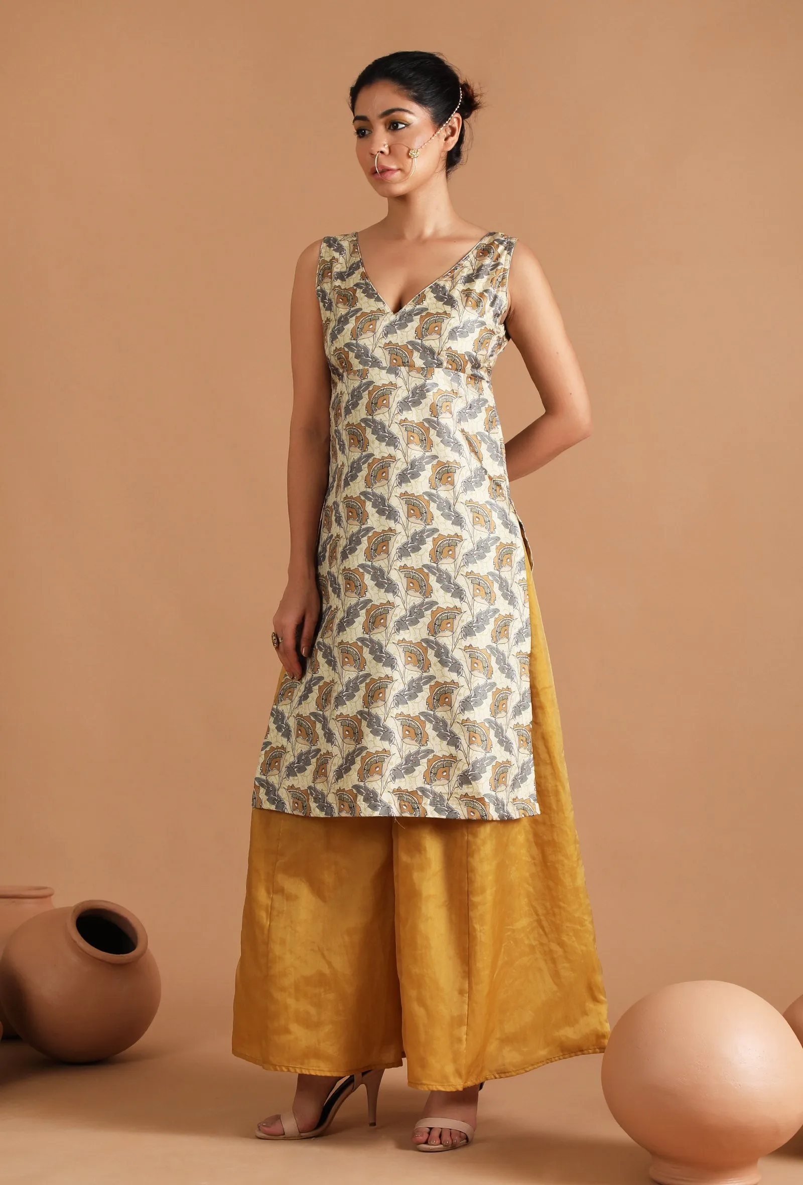 Prisha Allover Kalamkari Straight Kurta